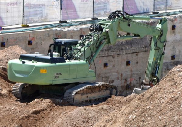 Excavator M/C - Image 2