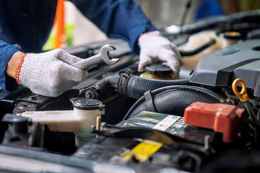 Auto Mechanic