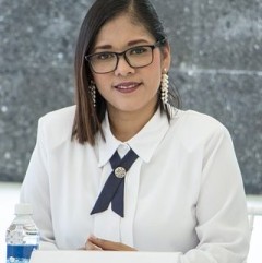 Francy J.