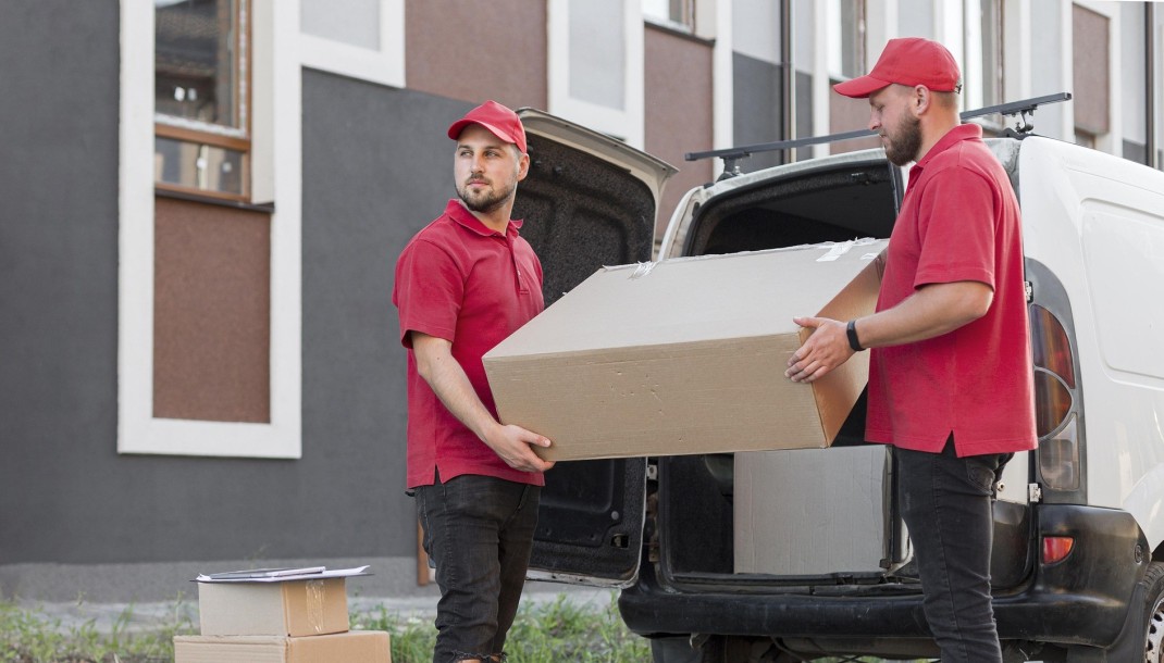 MOVE FAST WITH  <span> RELIABLE</span> COST