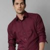 Oxemberg Men Regular Fit Texture Formal Shirt - Image 2